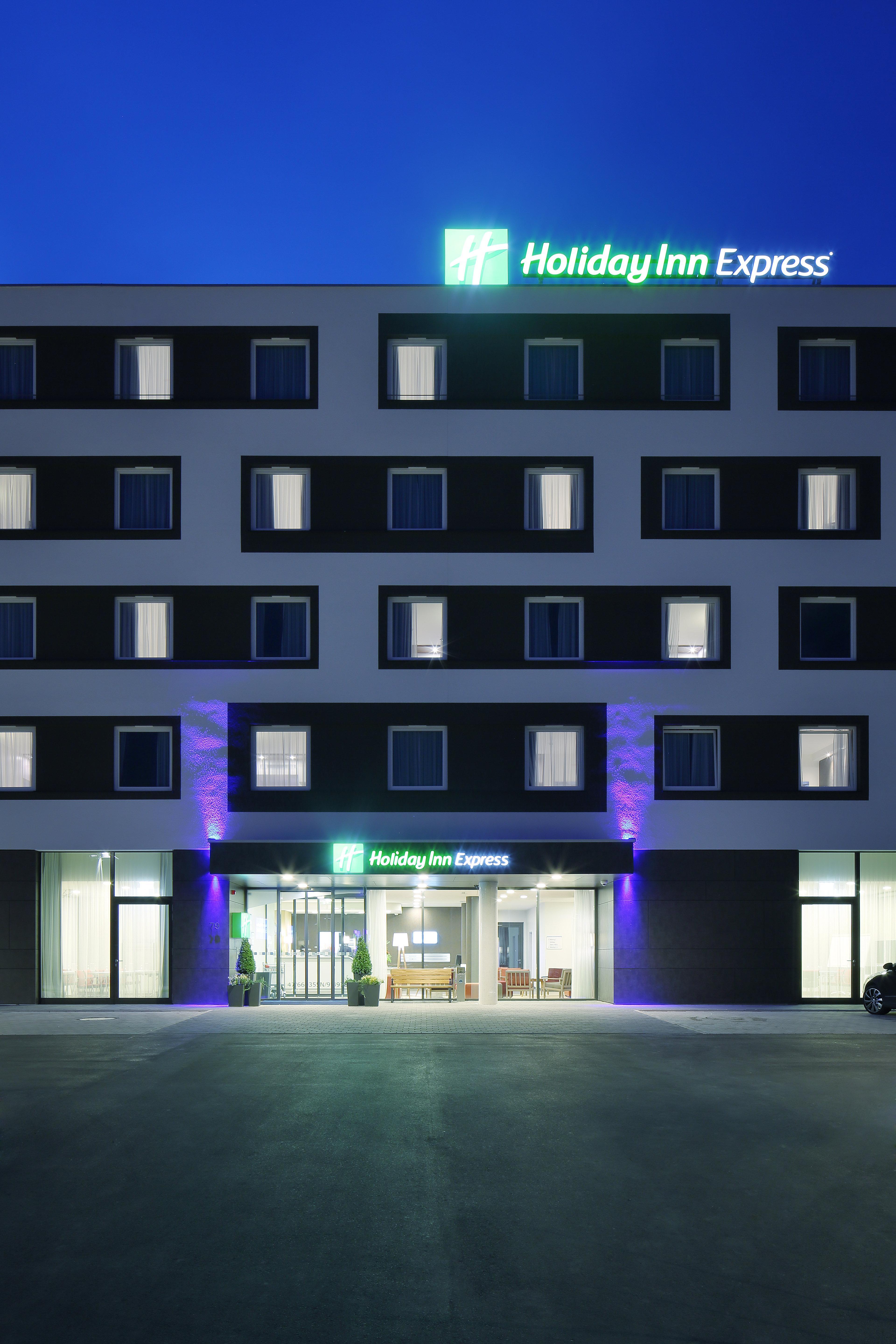 Express By Ihg 3* FDH