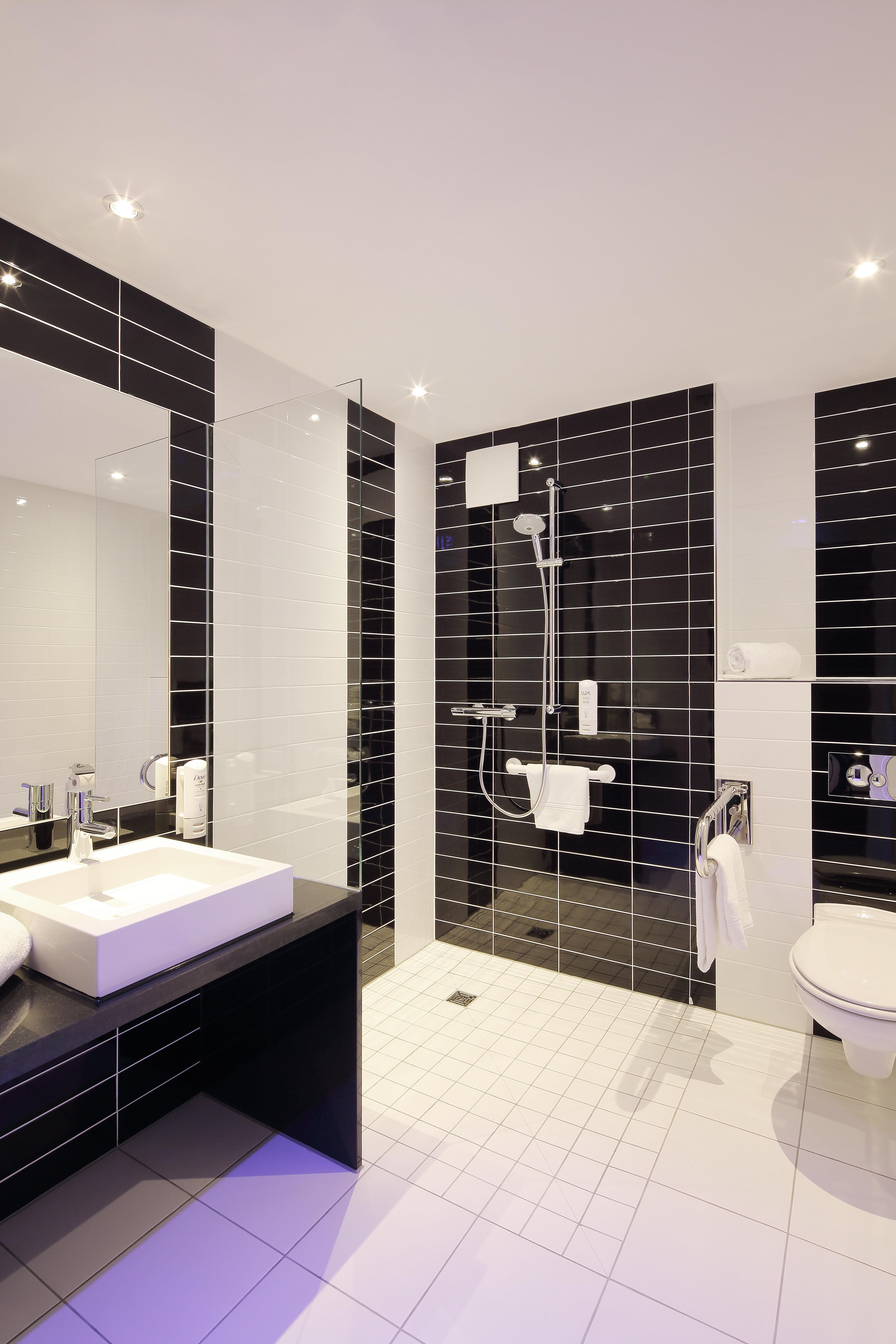 Express By Ihg Hotel FDH