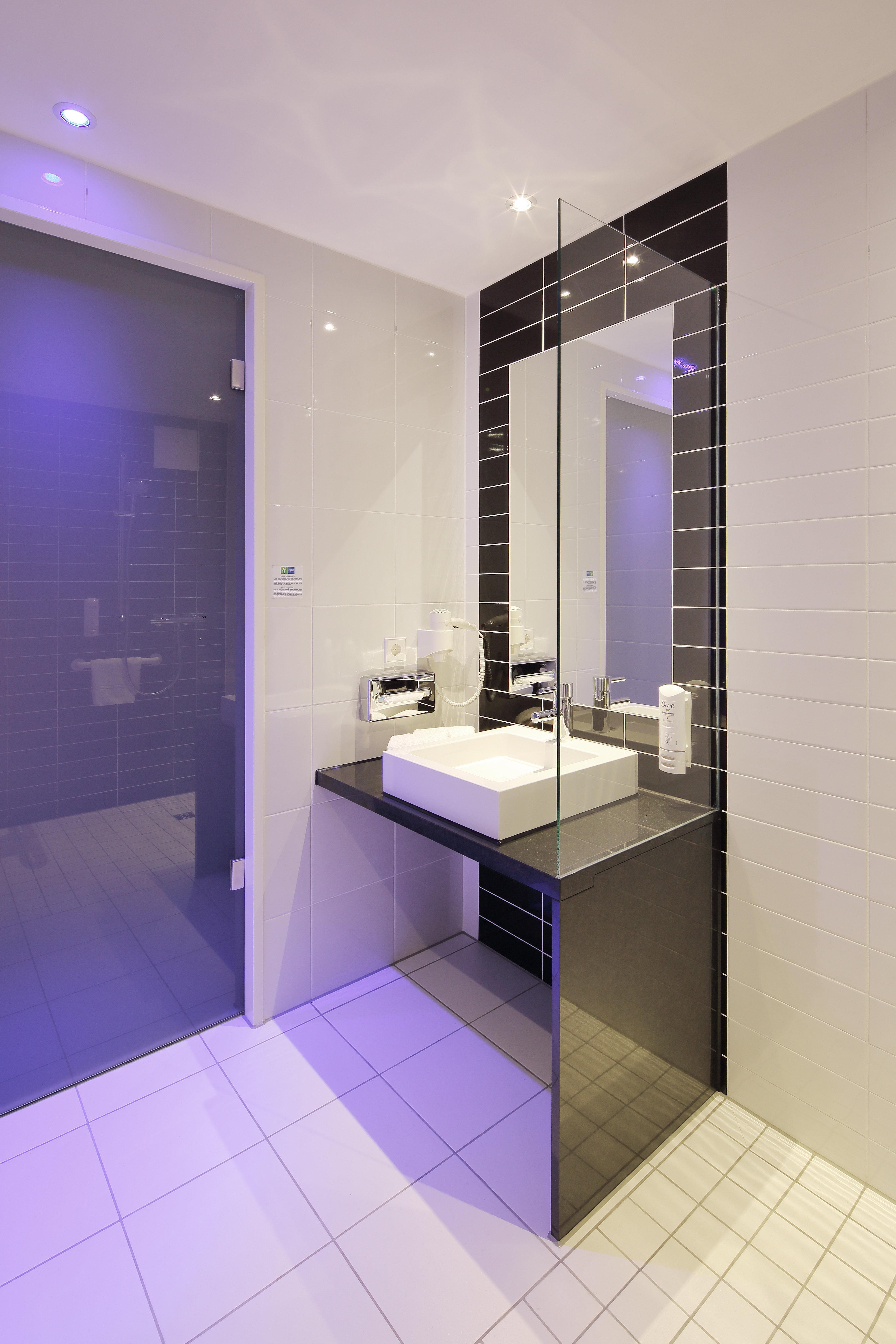 Express By Ihg FDH
